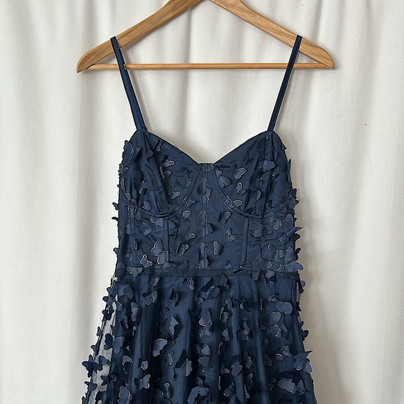 Lulus Navy Blue Butterfly Spaghetti Straps Lace Up Midi Dress **Size M** 🦋🦋 - Picture 8 of 10